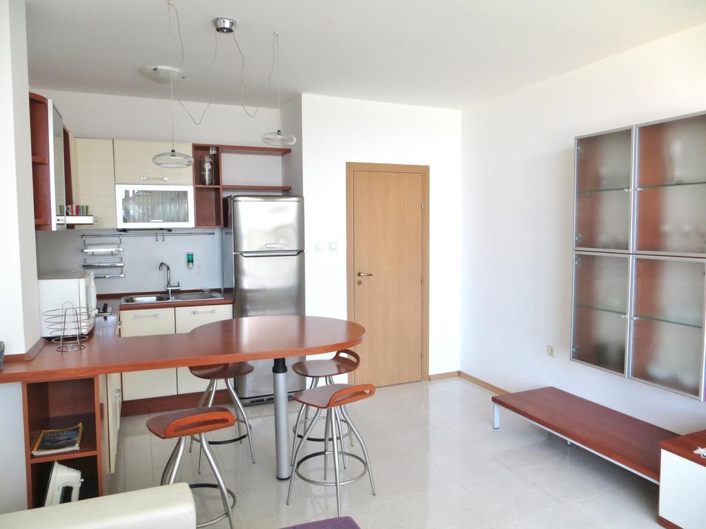 Holiday Apartment In Riviera Complex Sveti Vlas Habitación foto